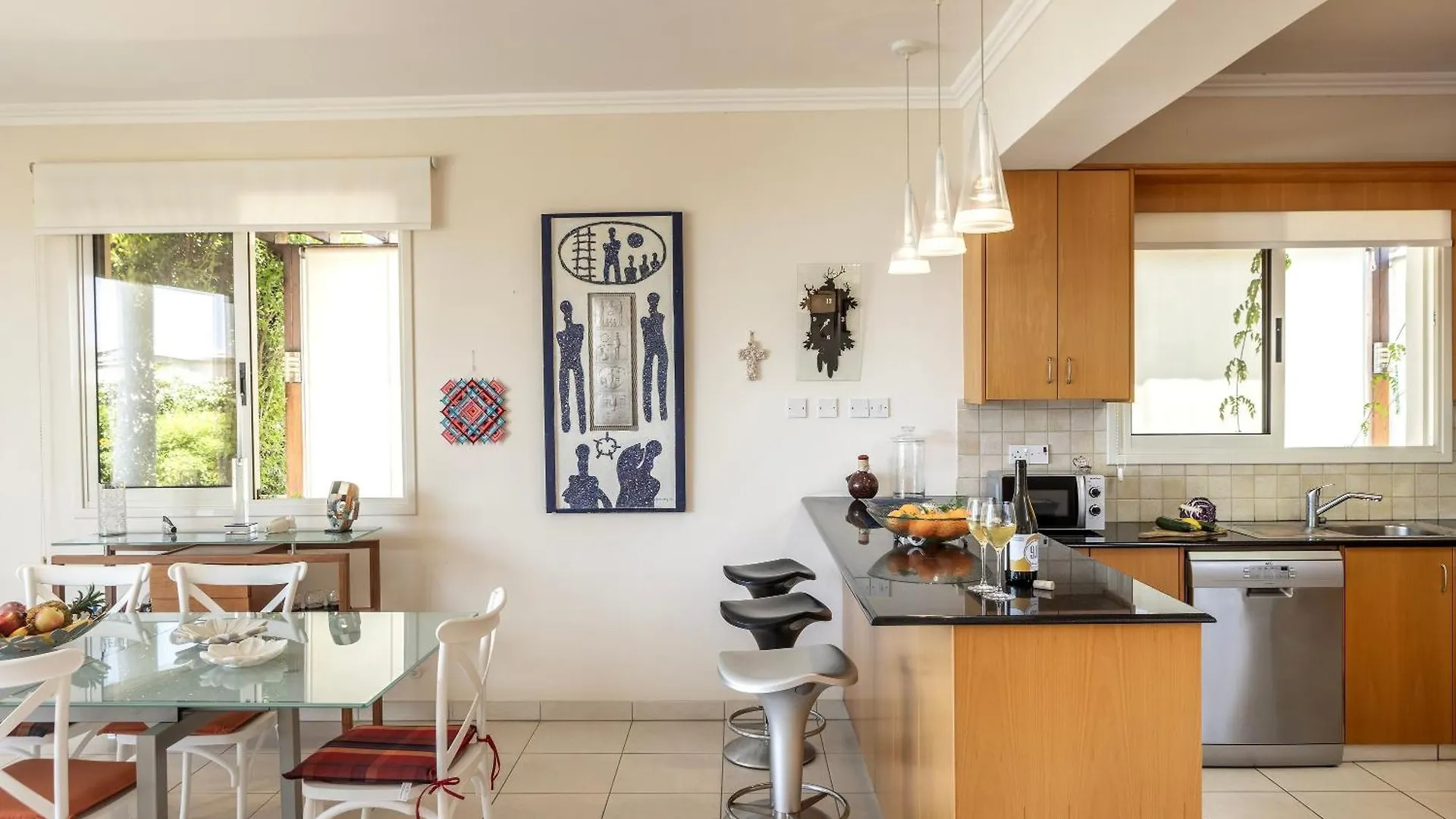 Chelidonia Larnaca Seafront Villa Meneou